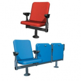 Sessel mit synchroner Klappung von Sitz und Armlehne M-Espace