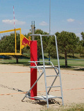 Schiedsrichterplattform für Beach-Volleyball