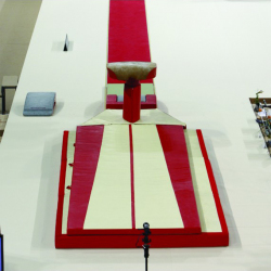 Set von Landematten für den Sprungwettkampf AVGY1049